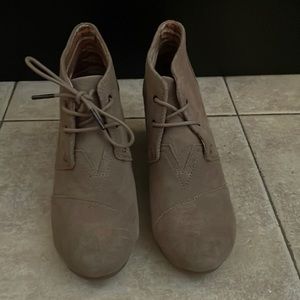 New without Box Tom Booties